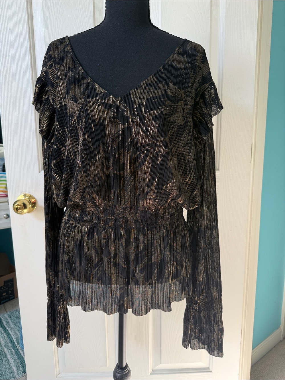 hinge Black Top with Subtle Gold Stitching
